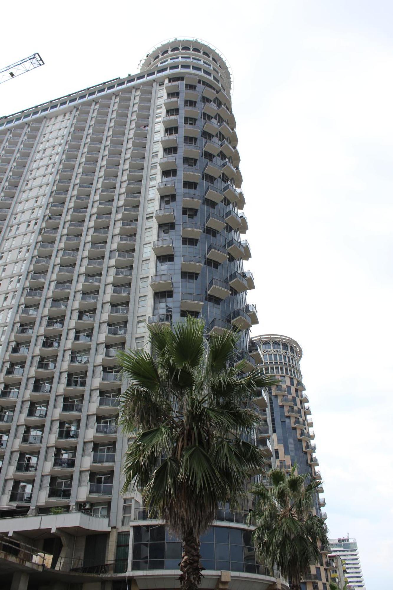 Orbi Sea Towers-Sea View Lägenhet Batumi Exteriör bild