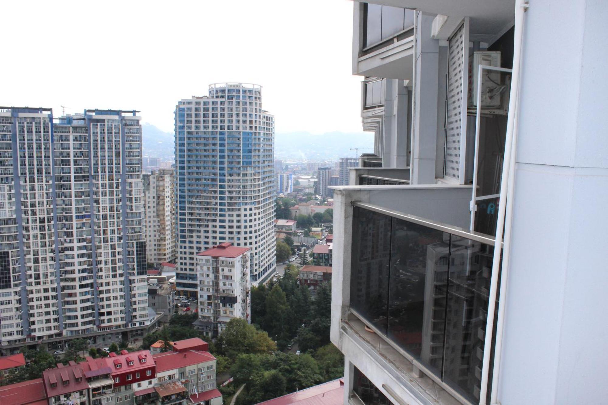 Orbi Sea Towers-Sea View Lägenhet Batumi Exteriör bild